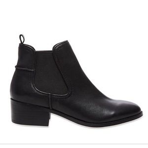 Steve Madden dicey booties